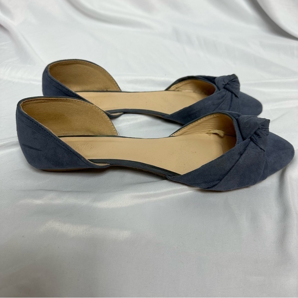 Charlotte Russe Blue Flats in Size 8 - Picture 5 of 9